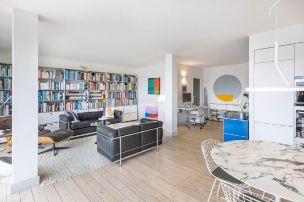 Appartement avec balcon filant dans le Point du Jour, Fernand Pouillon architecte, Boulogne-Billancourt (9)