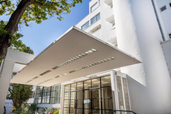 Appartement dans le Latitude 43, Georges-Henri Pingusson architecte, 1932, Saint-Tropez © Valérie Ruperti (17)