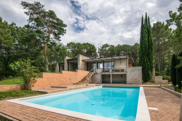 Villa moderniste avec piscine, Jacques Llopart architecte, Tarn (22)