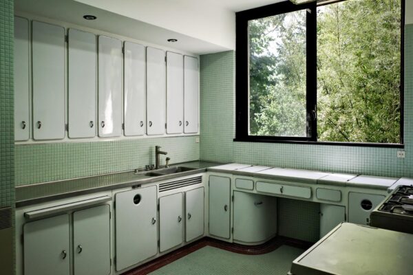 Maison moderniste Pic avec piscine Bergerac Georges Lacaze architecte (10)