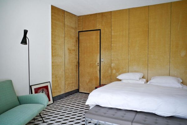 Maison moderniste Pic avec piscine Bergerac Georges Lacaze architecte (13)