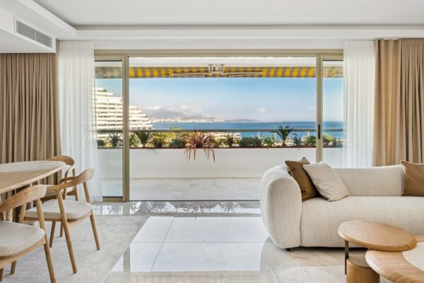 Appartement Marina Baie des Anges André Minangoy architecte Villeneuve Loubet (1)