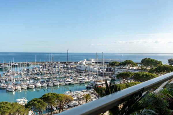 Appartement Marina Baie des Anges André Minangoy architecte Villeneuve Loubet (6)