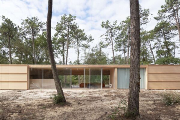 Villa contemporaine en bois Nicolas Dahan Soulac sur Mer (19)