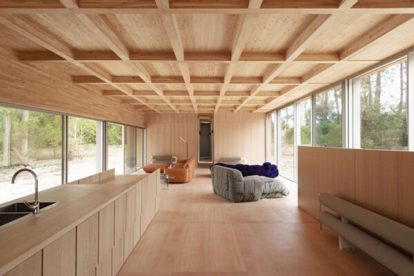Villa contemporaine en bois Nicolas Dahan Soulac sur Mer (8)